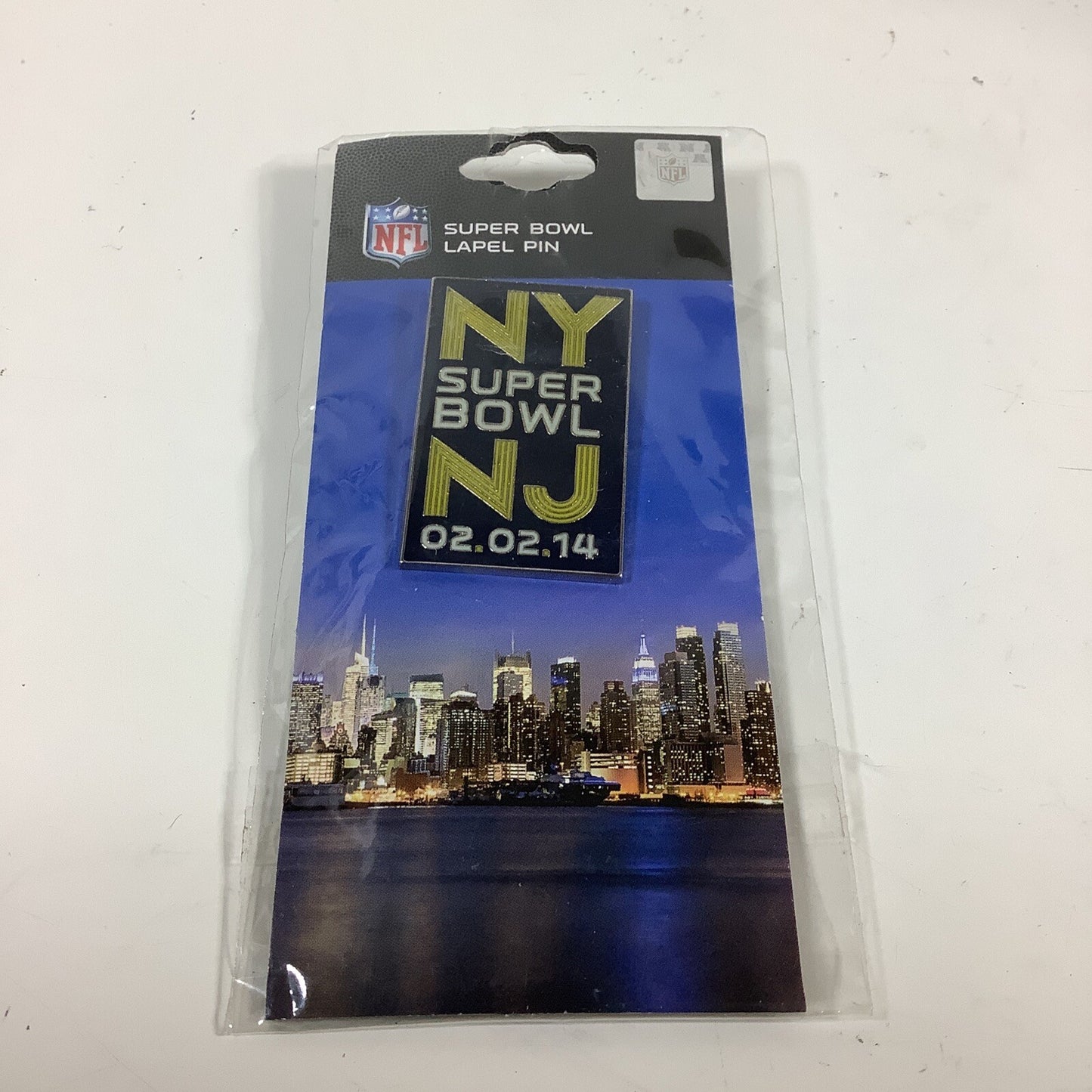 NFL Super Bowl (48) XLVIII - "NY SUPER BOWL NJ 02.02.14" Lapel Pin