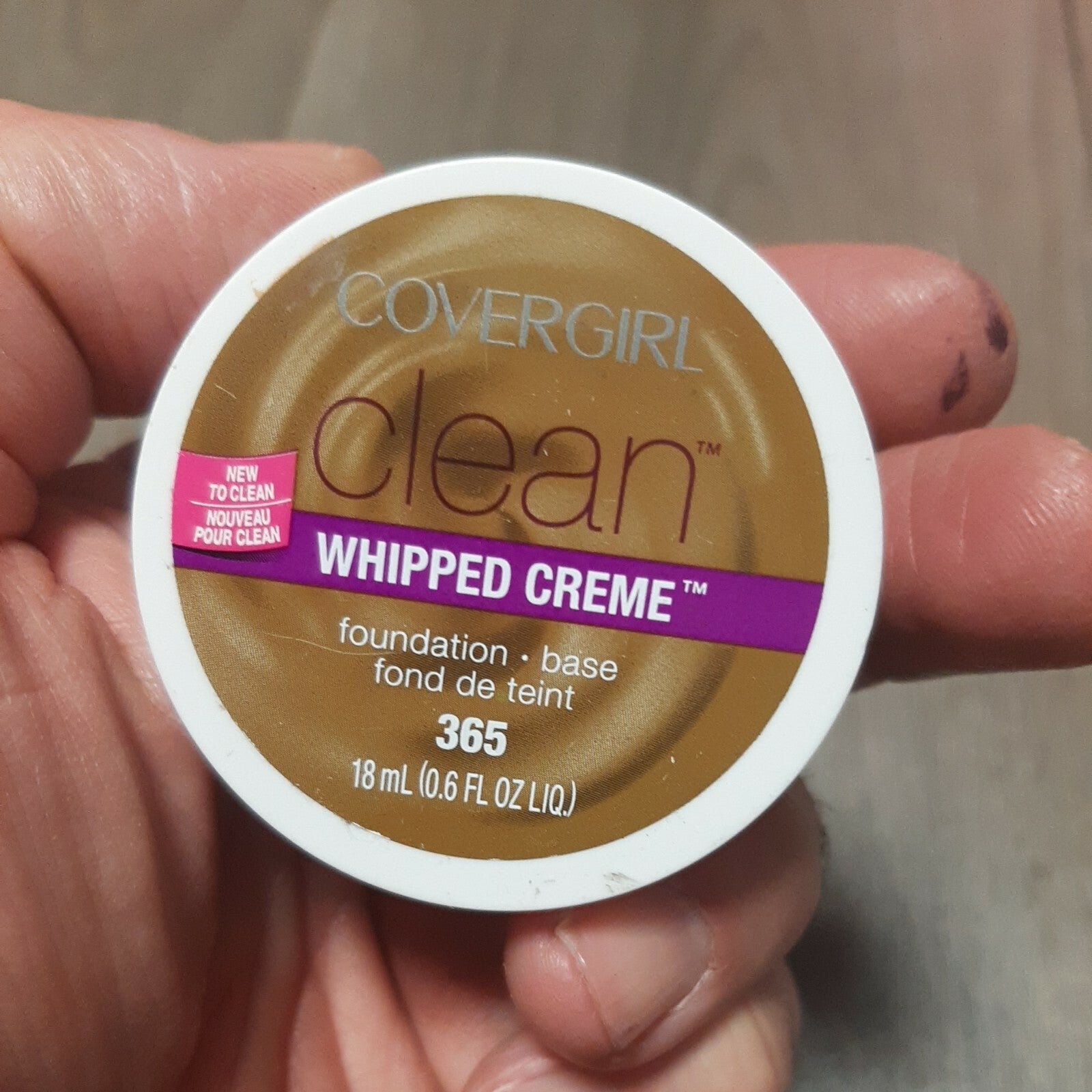 Covergirl Clean Whipped Creme Foundation 365 TAWNY Full Size