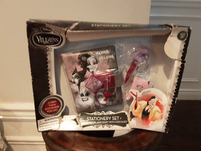 Disney Villians Stationary Set Diary w/ lock, pen & notebook 2016 Damaged Box