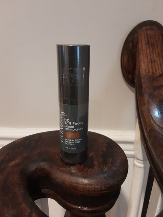 Ulta Beauty HD SOFT FOCUS Liquid Foundation deep WARM 1 oz / 30 ml Sealed New!