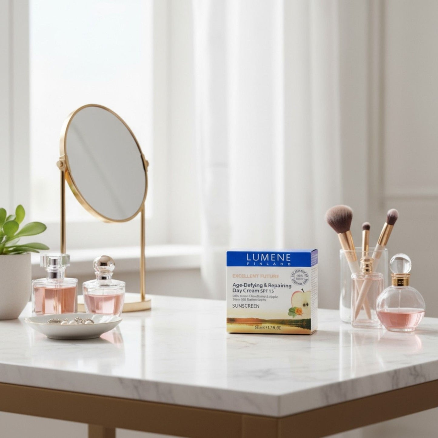 LUMENE DEEP REPAIRING CREAM   DAY 1.7oz