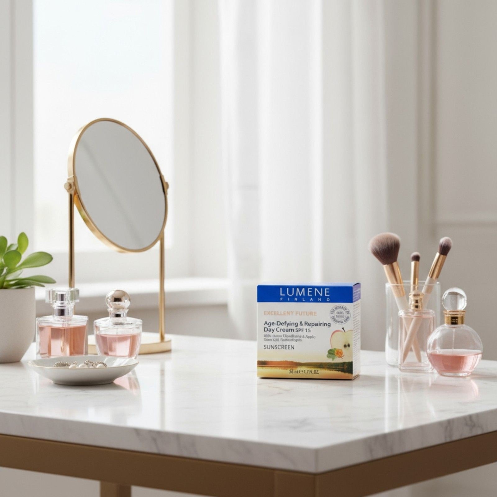 LUMENE DEEP REPAIRING CREAM   DAY 1.7oz