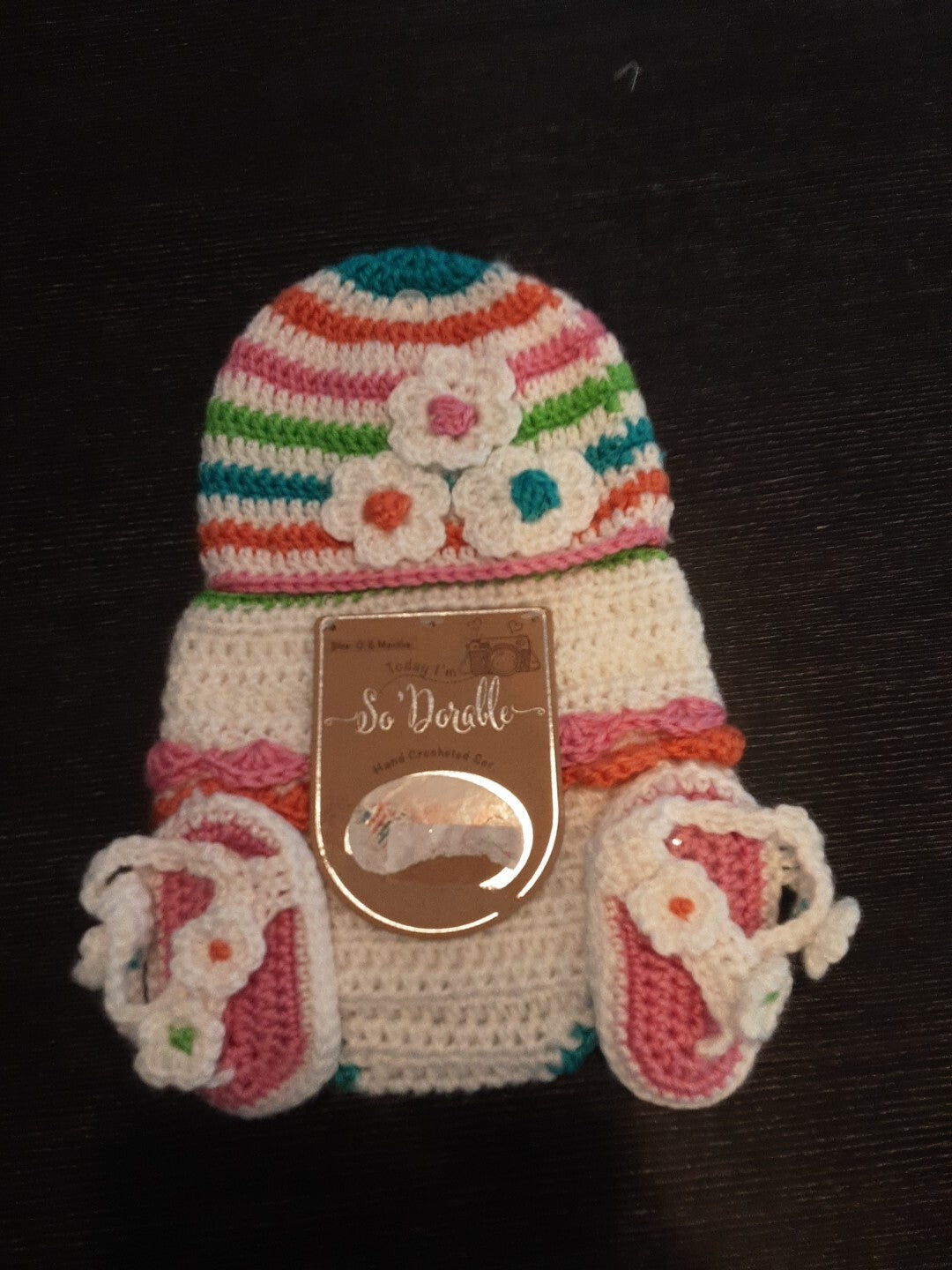 New So' Dorable Hand Crocheted Set Floral Newborn photo prop 0-6 mths 