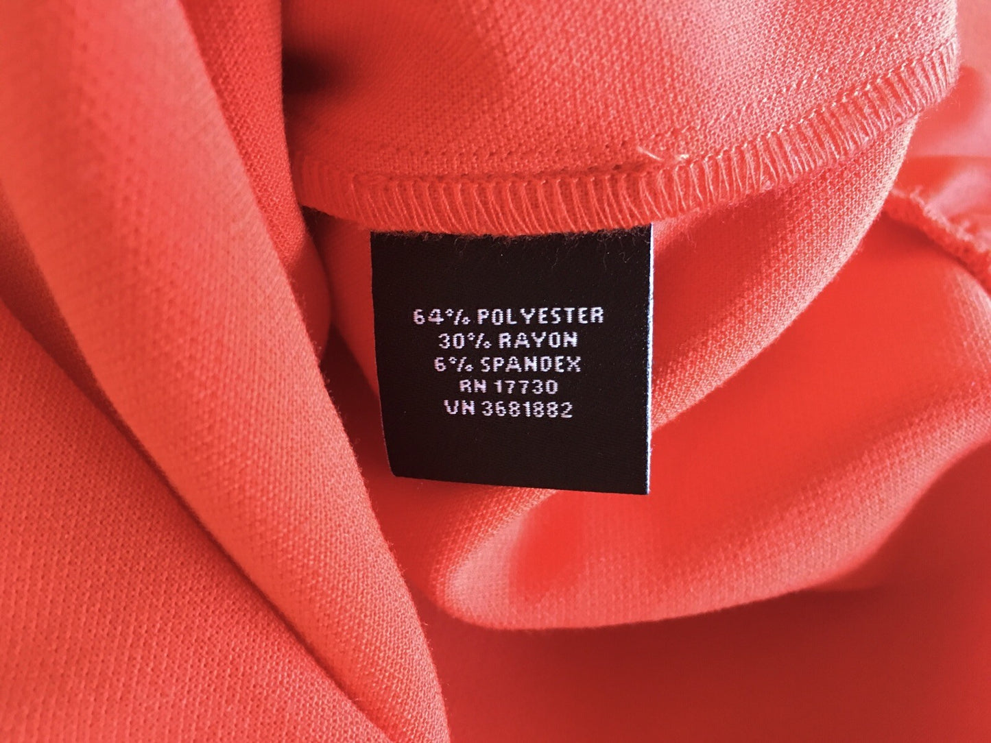 VICTORIA BECKHAM Target NWOT Womens Size XS Red Black Scallop Sleeveless Dress