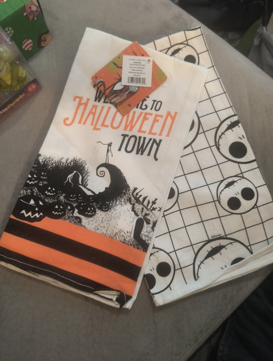 Disney Nightmare before Christmas Welcome to Halloween Town 2 Pack Kitchen Towel