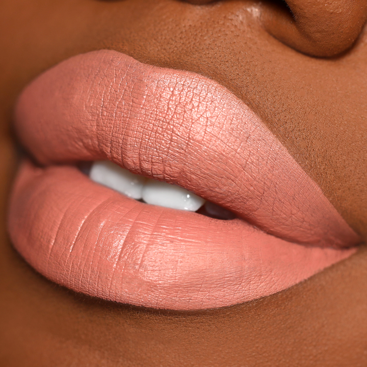 Long Lasting Liquid Lipstick - Bel Air