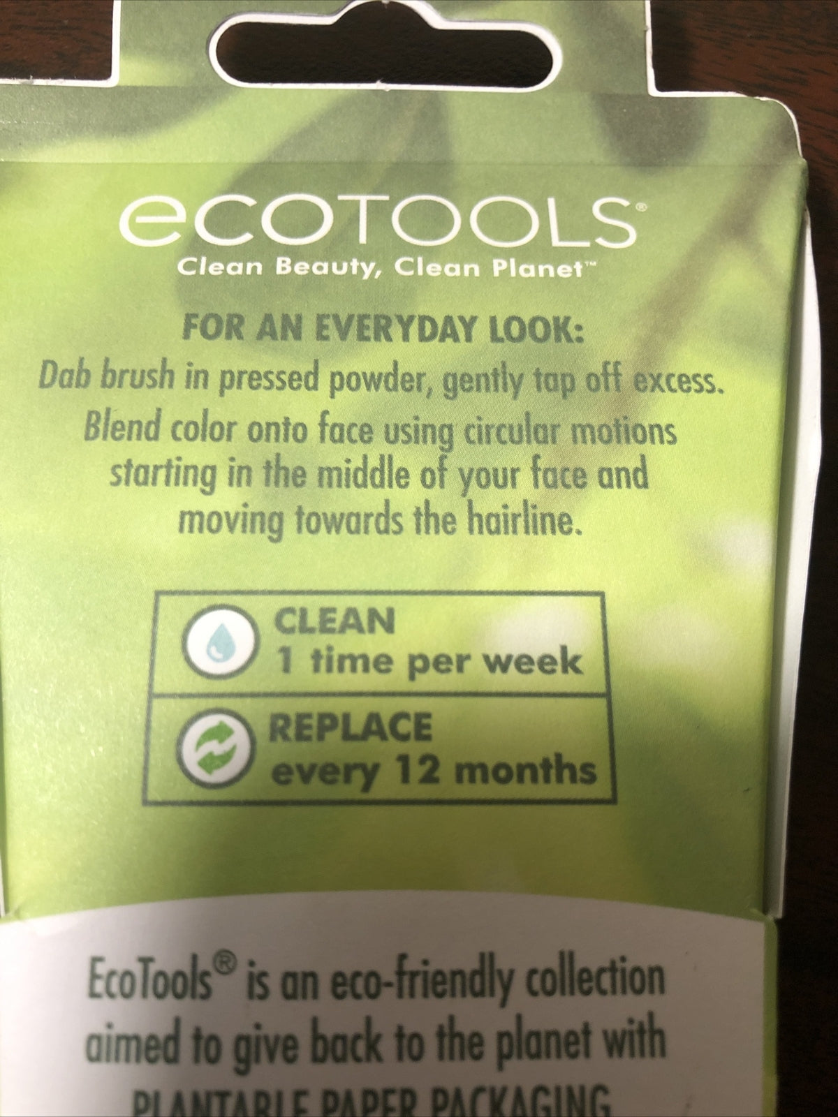 Ecotools Full Powder Brush Best with Pressed Powders 1600. Box Is Plantable