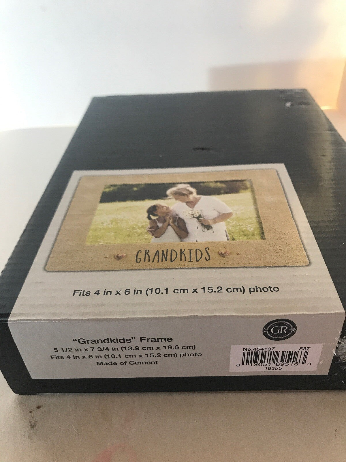 “Grandkids” Tan Color Cement Picture Frame W/Copper Hearts for 4”X6” Pic. NIB