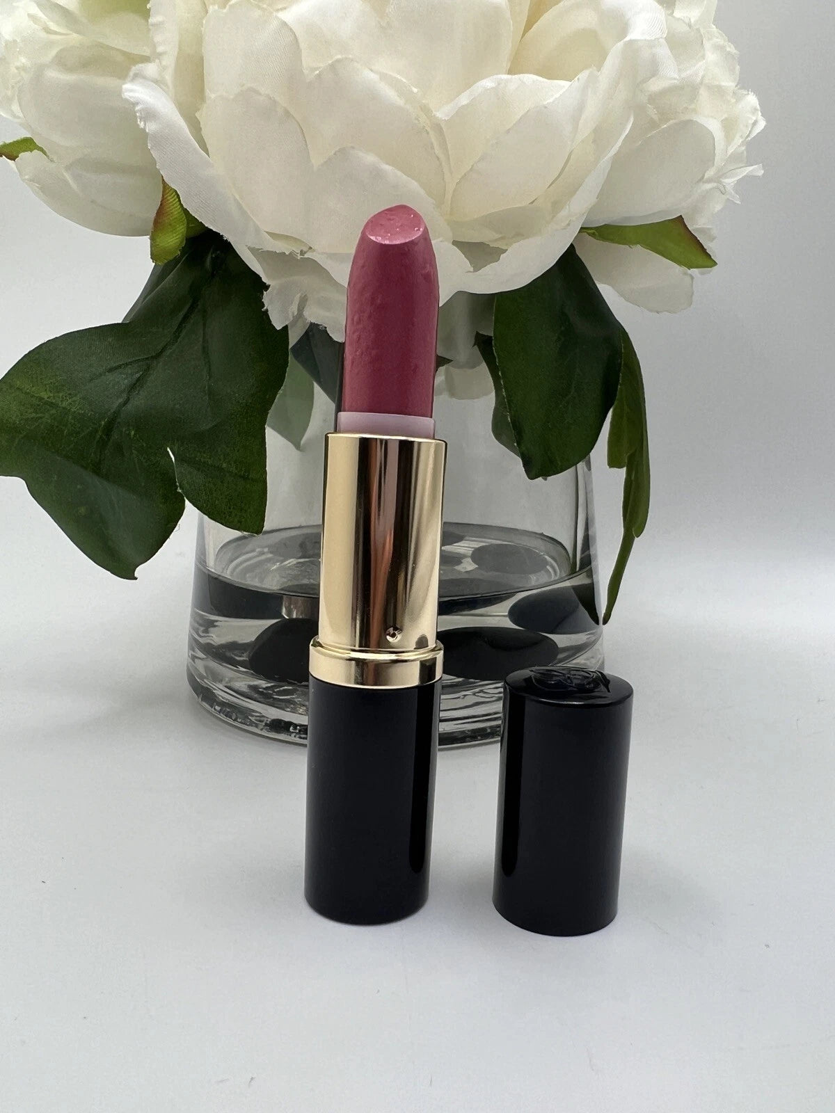 Estee Lauder Pure Color Long-Lasting Lipstick in Shade 61 Pink Parfait Shimmer - Brand New